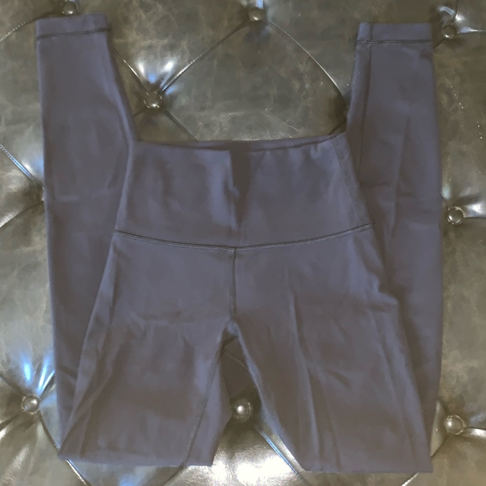 Lululemon wunder under size 2